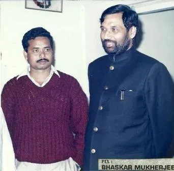 Ashok Kumar Sinha with Ram Vilas Paswan